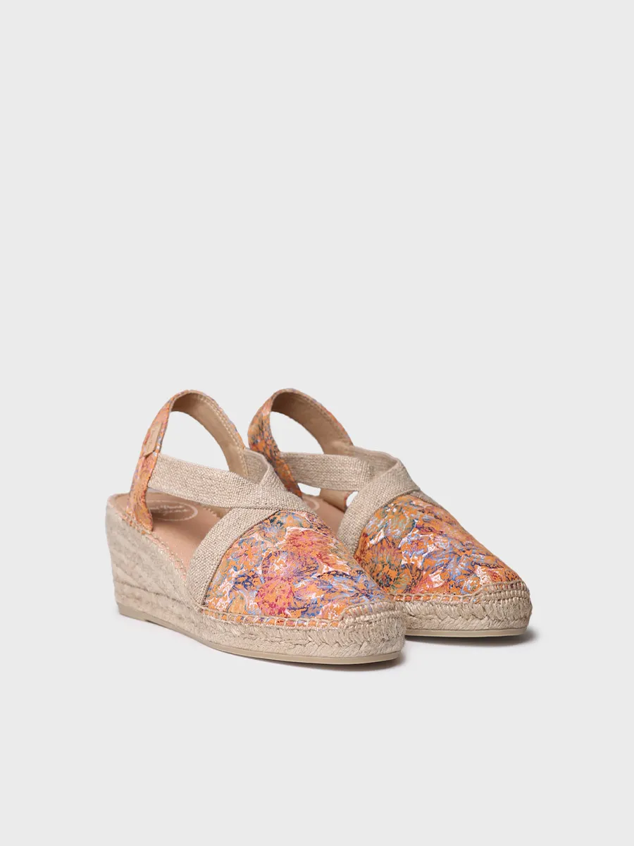 Alpargata de mujer en piel estampada con cuña y elásticos | TELVA-LL - Image 2