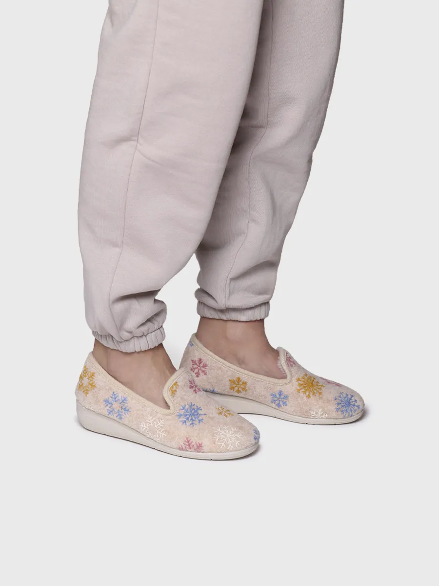 Zapatillas de casa de mujer con detalles bordados | CARME-CP - Image 4