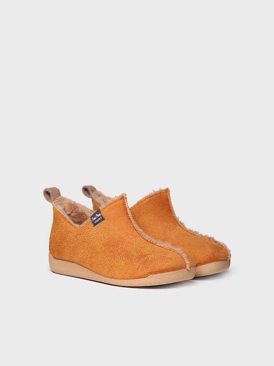 Zapatilla de casa abotinada para mujer en piel | MOSCU-BD - Image 2