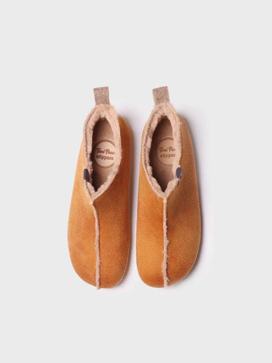 Zapatilla de casa abotinada para mujer en piel | MOSCU-BD - Image 3